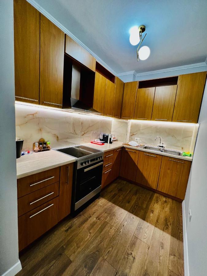 Luxury Apartaments Tirana Exteriör bild